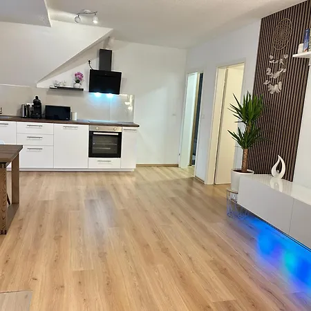 Ferienwohnung, Monteurwohnung 2 I 5g Internet I Netflix *